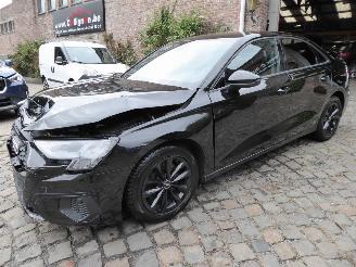 krockskadad bil auto Audi A3 30 TFSI 2021/2