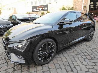 krockskadad bil auto Kia EV6 GT Line 2025/11