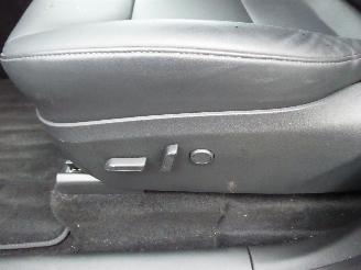 Tesla Model Y Long Range Dual AWD picture 11