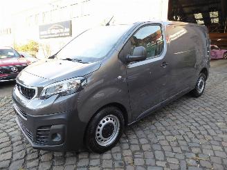 skadebil auto Peugeot Expert Kasten Premium L2 2019/12