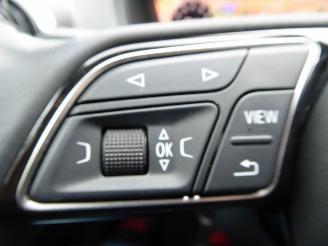 Audi Q2 35 TFSI S line picture 15