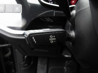 Audi Q3 35 TDI picture 18