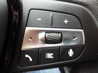 BMW 1-serie 116 d Advantage picture 18