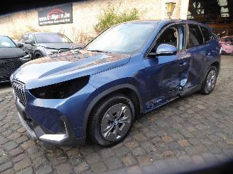  BMW iX1 30 xDrive 2023/9