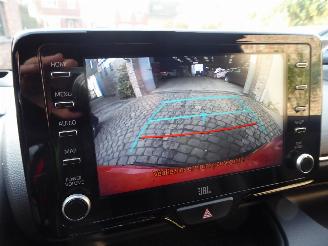 Toyota Yaris Hybrid S picture 27