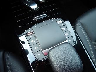 Mercedes A-klasse 250 e picture 17