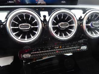 Mercedes Cla-klasse Shooting Brake CLA 180 d AMG Line picture 21