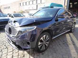 skadebil auto Mercedes EQC 400 4Matic 2021/12