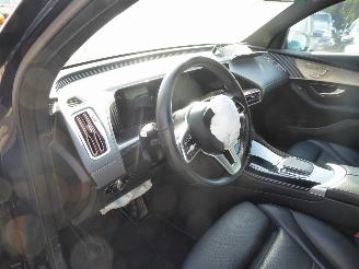 Mercedes EQC 400 4Matic picture 15