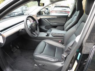 Tesla Model Y  picture 9