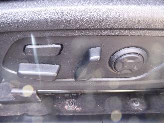 Kia Sorento Platinum 4WD Plug-In Hybrid picture 14