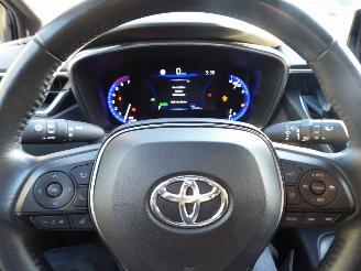 Toyota Corolla Hybrid picture 14