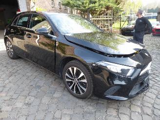 Mercedes A-klasse 250 e Advanced picture 4