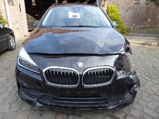 BMW 2-serie 216 d Gran Tourer Advantage picture 3