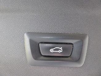 BMW iX 40 xDrive Sport picture 17