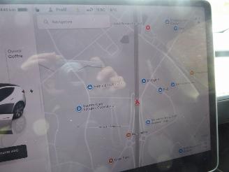 Tesla Model Y Long Range Dual AWD picture 24