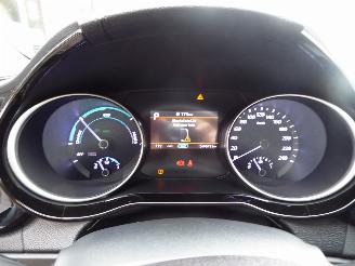 Kia Cee d SW Hybrid PHEV picture 15