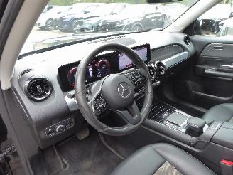 Mercedes GLB 200 picture 12
