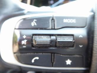 Kia Sportage Plug-in Hybrid 4WD picture 21