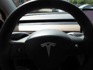 Tesla Model Y  picture 16