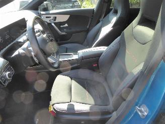 Mercedes Cla-klasse 180 AMG Line picture 9