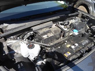 Ford Explorer Premium RWD picture 9