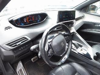 Peugeot 3008 Hybrid 225 GT picture 15