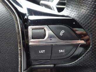 Peugeot 3008 Hybrid 225 GT picture 21