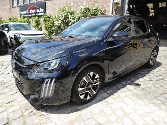 Coche accidentado Peugeot 208 Allure 2024/7