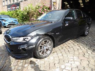 Vaurioauto  passenger cars BMW 3-serie 330 e 2023/9