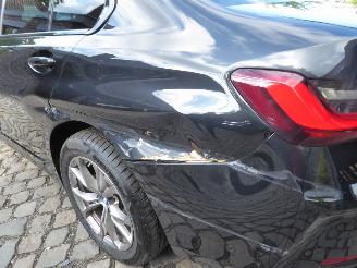 BMW 3-serie 330 e picture 10