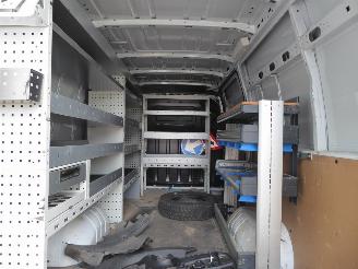 Renault Master Grand Confort picture 10