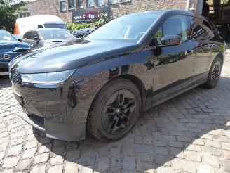 Voiture accidenté BMW iX 40 xDrive 2023/12