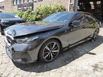 Vaurioauto  passenger cars BMW i5 M60 xDrive 2025/1
