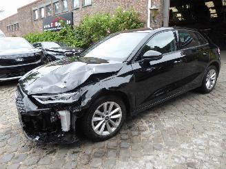 Vaurioauto  passenger cars Audi A3 Sportback 30 TDI 2023/3