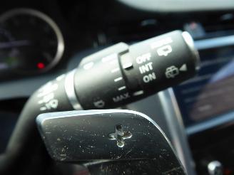 Land Rover Discovery Sport Hybrid SE AWD picture 22