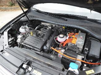 Volkswagen Tiguan Elegance eHybrid picture 25