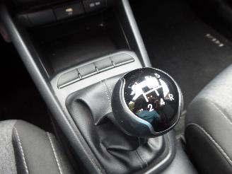 Kia Stonic Pure picture 16