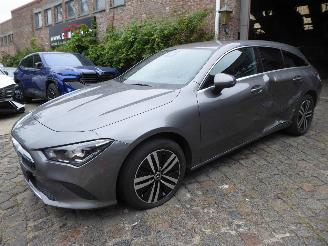 skadebil auto Mercedes Cla-klasse Shooting Brake CLA 250 e 2022/9