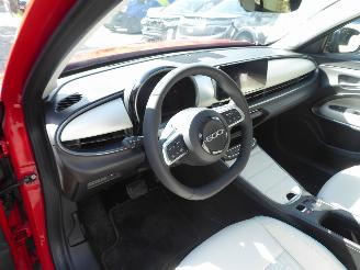 Fiat 600 Hybrid La Prima picture 12