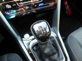 Volkswagen T-Roc Life picture 15
