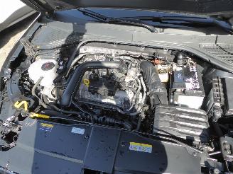 Volkswagen T-Roc Life picture 20