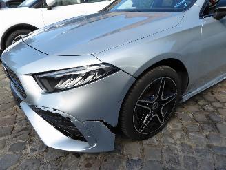Mercedes A-klasse A 250 e AMG Line picture 2