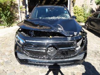 Mercedes EQB 300 4Matic AMG Line picture 3
