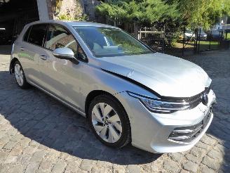 Volkswagen Golf VIII Lim. 1.5 TSI 85 kW Life picture 4