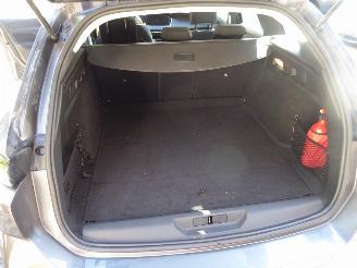 Peugeot 308 SW Active Pack picture 21