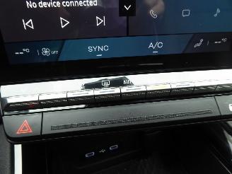 Renault  Rafale 200 E-Tech Full Hybrid Techno picture 22