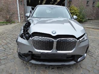 BMW iX1 20 eDrive picture 2
