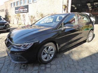 Coche accidentado Volkswagen Golf VIII Lim. Life eTSI 2024/4