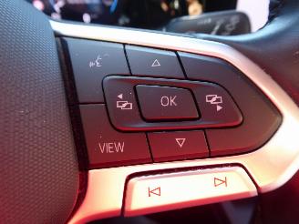 Volkswagen Golf VIII Lim. Life eTSI picture 19